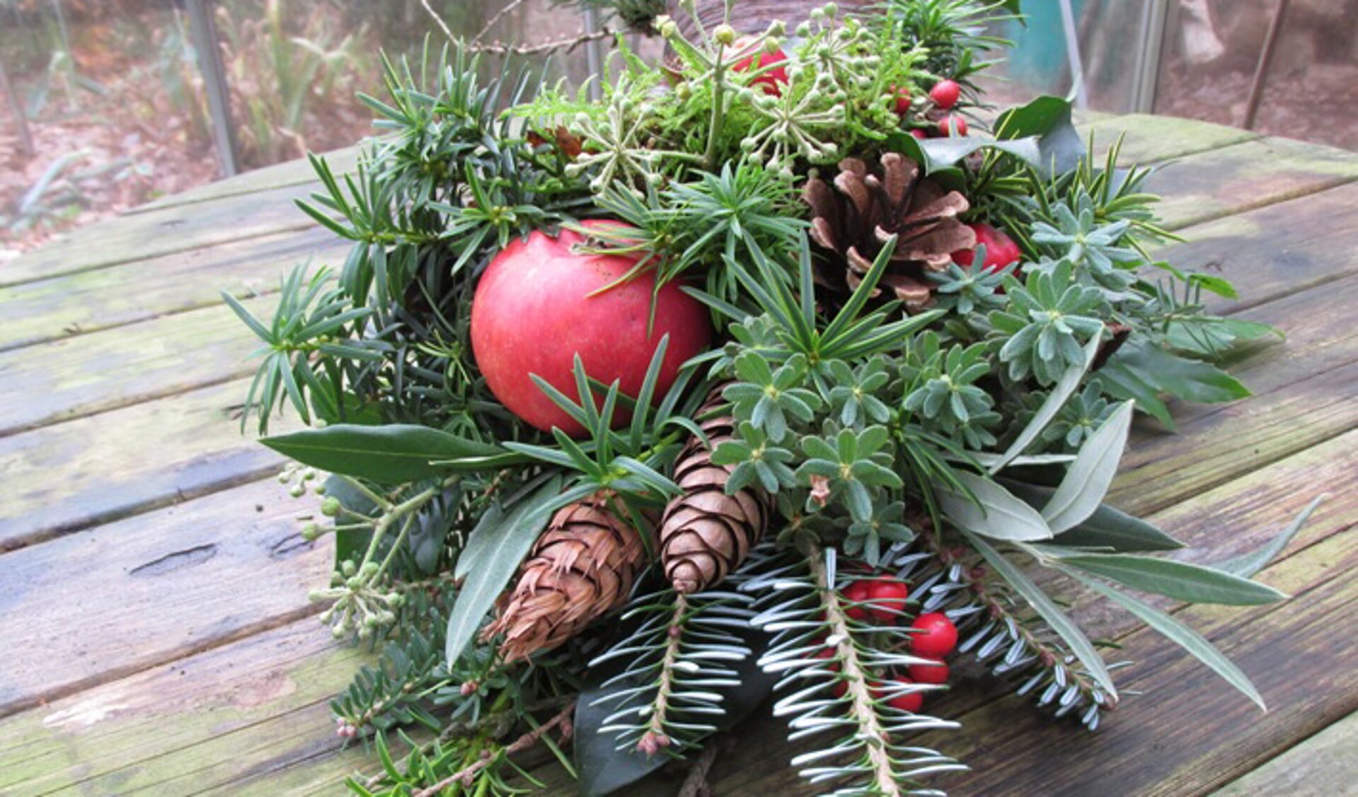 Kerststukje maken bij Dierendorp op donderdag 12 december.