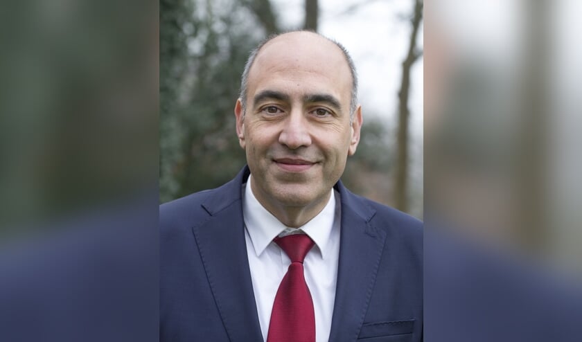 Milieu-gedeputeerde Adnan Tekin is opgestapt.