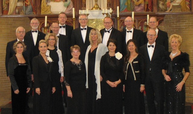 Opmeers Vocaal Ensemble geeft een prachtig concert in 't Kerkhuys in Spanbroek.