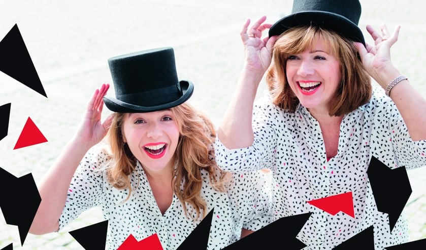 Janke Dekker en Amy Egbers.