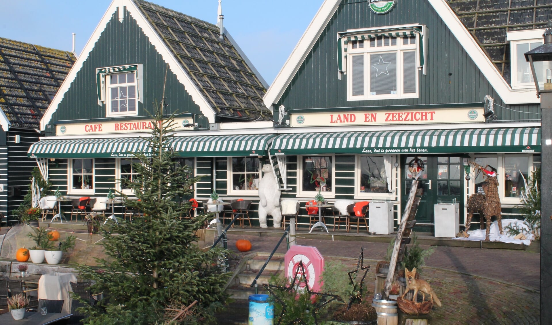 Restaurant Land- en Meerzicht in Marken.