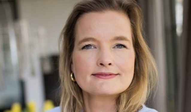 Catrien Lenstra