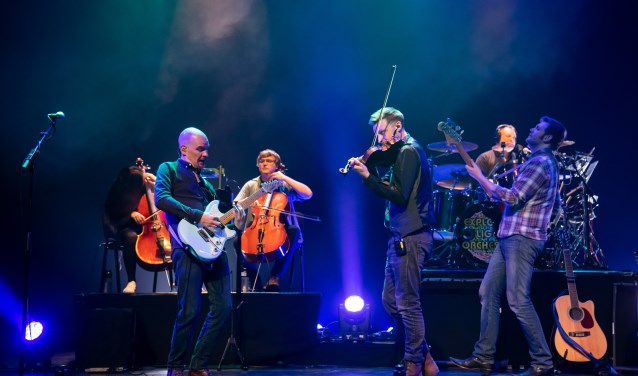 Deze tributeband is niet van echt te onderscheiden.