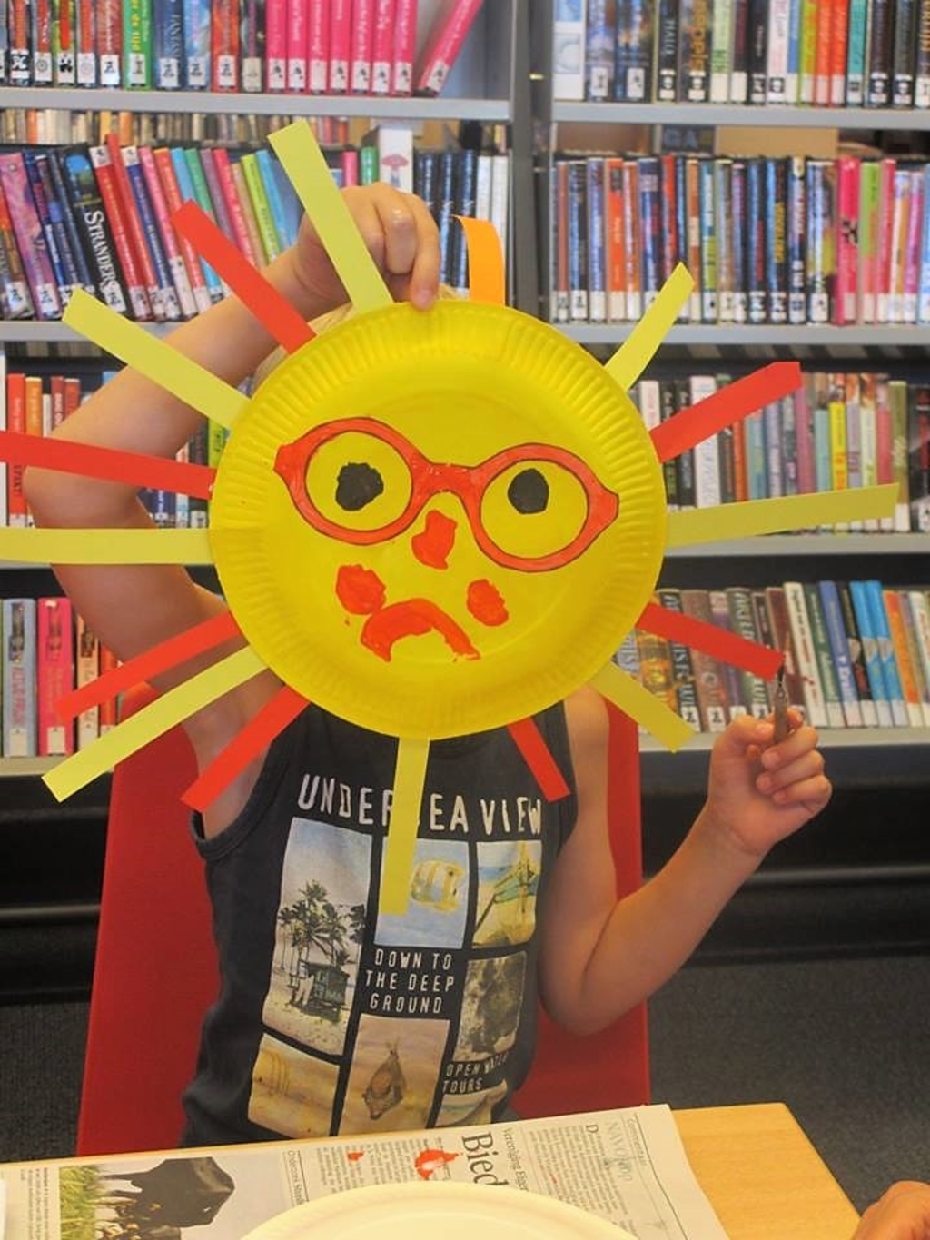 Voorlezen in de bibliotheek.