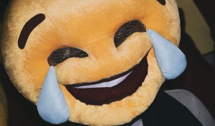 Lachen is gezond, maar niet als het wordt veroorzaakt met gebruik van lachgas.