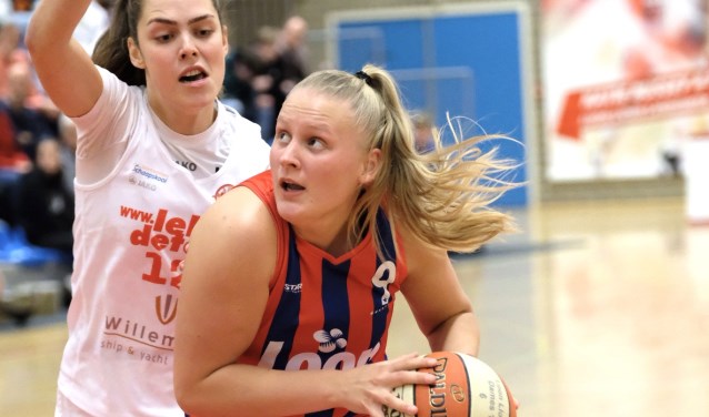 Lady of the game Lies van Straaten in actie.