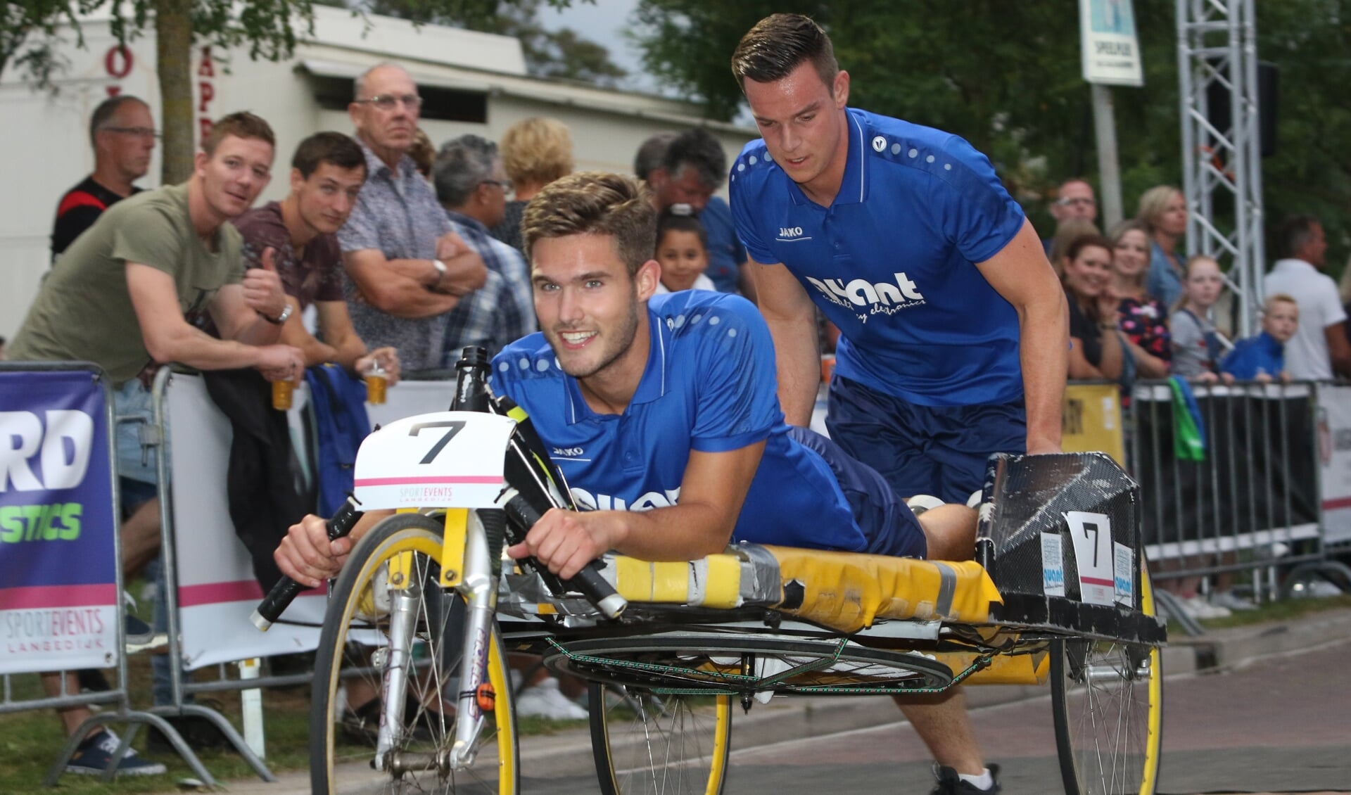 Na twee jaar afwezigheid in verband met corona kan de beroemde Beddenrace van Langedijk dit jaar weer doorgaan.