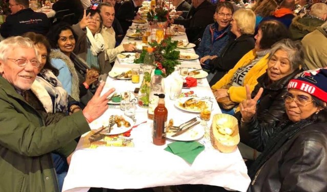 Genieten aan het kerstdiner.