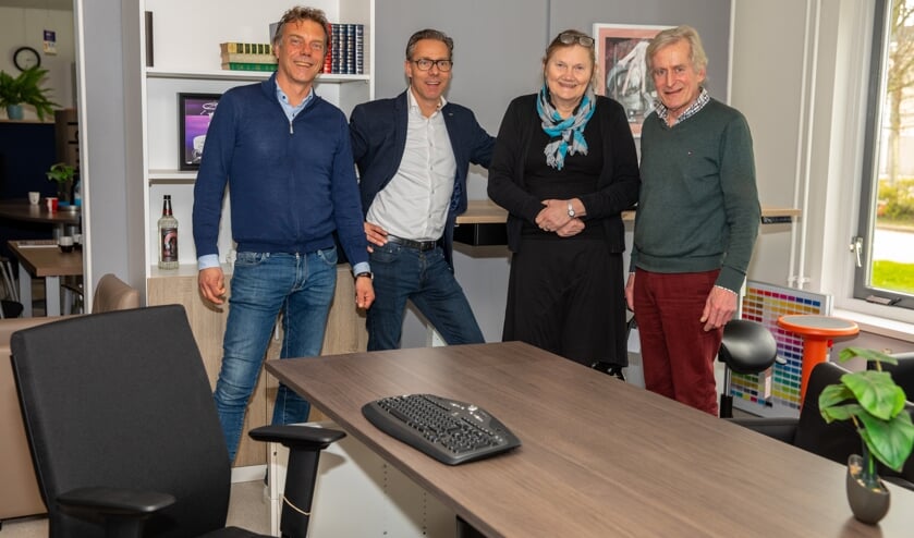 Robert en Johan Blokker en Rutie en Kees Breebaart.