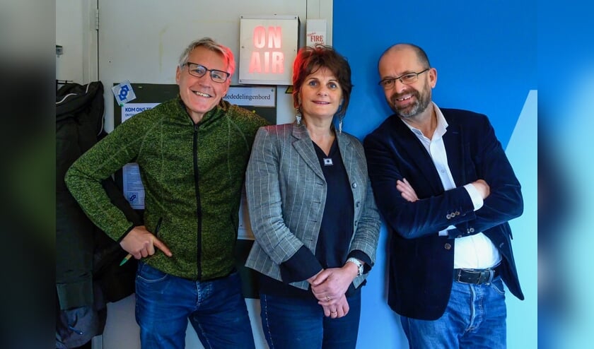 Het presentatie-team. V.l.n.r. Jan van der Wiele, Patty de Jong en Marcel Molle.