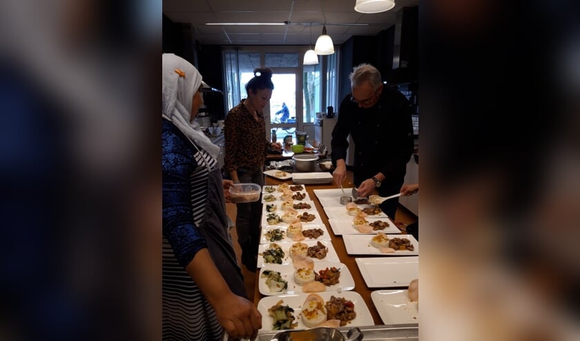 Samen eten verbindt mensen.