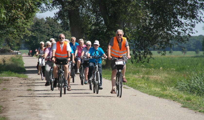 Stap op de fiets voor 'Fiets en Geniet'.