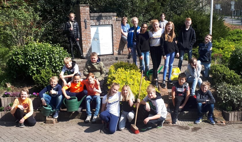 Oorlogsmonument klaar voor 4 mei herdenking.