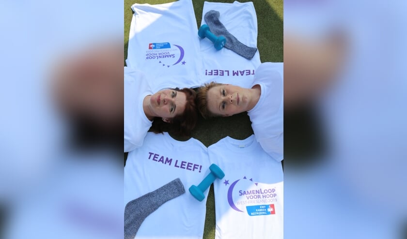 Captains: Danielle van den Mosselaar (l) en Angelique Gruijs – Lammers (r)