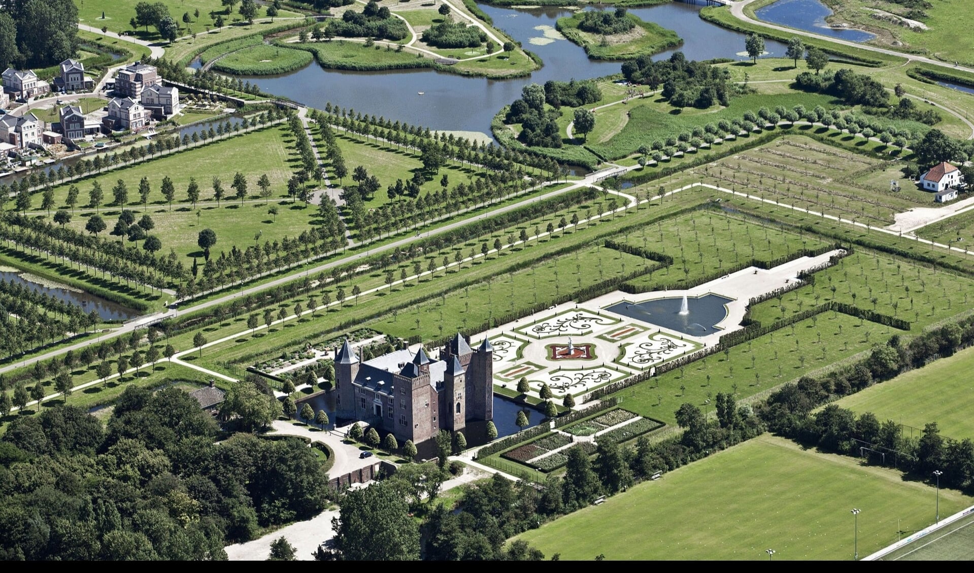 Locatie Slot Assumburg met Kasteeltuin.