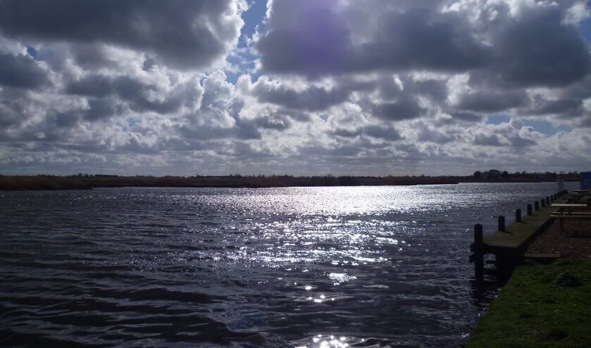 Burgerveen aan de ringvaart Haarlemmermeer.