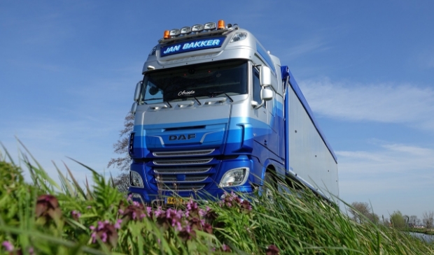 <p>Gemeente gaat handhaven tegen het bus-, vracht- en landbouwverkeer in de Kerkelaan, Stationsweg en Zevenhuizerlaan. </p>