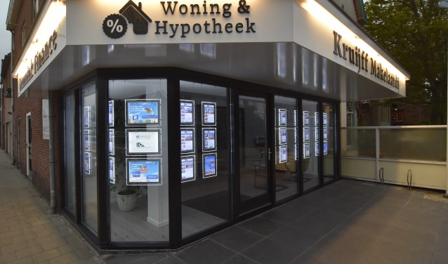 Fraai verbouwd kantoor voor Lemmink Finance en Kruijff Makelaardij.