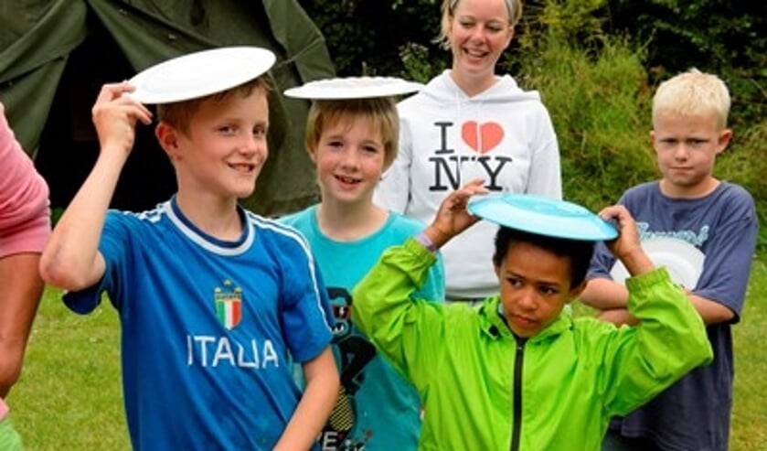 Kinderen bouwen tijdens de vakantieweken nieuwe vriendschappen op.