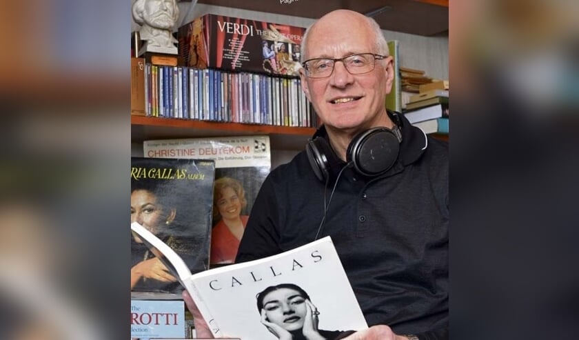 Kees Schilder houdt een lezing over Maria Callas.