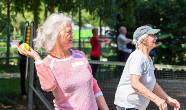 De activiteit is voor iedereen geschikt. De eerste keer trainen is gratis.