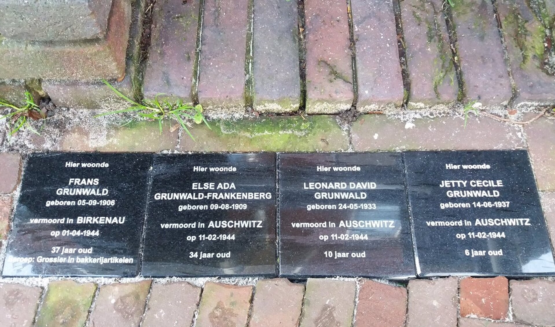 Onthulling gedenkstenen in Den Helder.