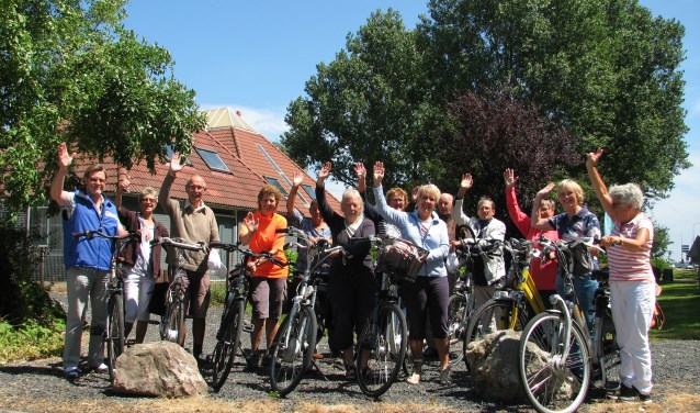 Fietsen en wandelen met een deskundige gids, het kan deze zomer n Langedijk.