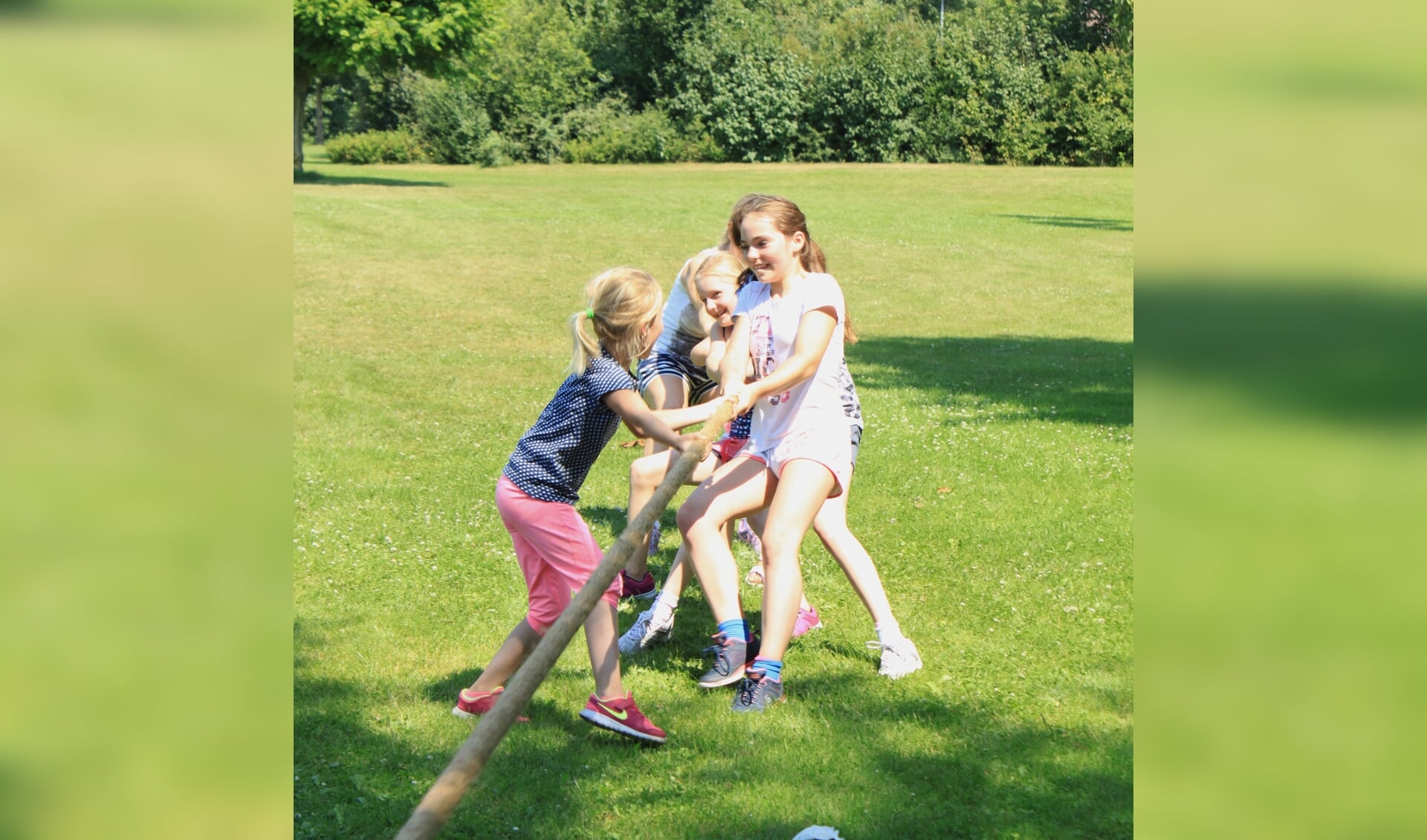 Er zijn voor kinderen diverse buitensportactiviteiten.