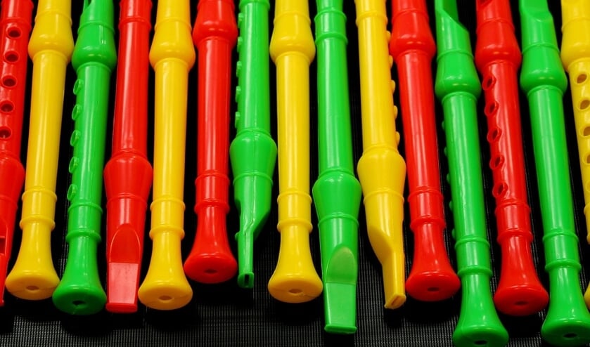 Tijdens het kindermuziekfestival kan iedereen zijn of haar muzikaal talent laten horen op een echt podium.