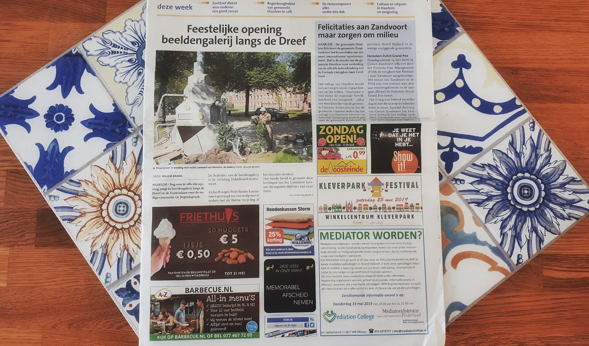 Haarlems Nieuwsblad is zowel op papier als digitaal te lezen.