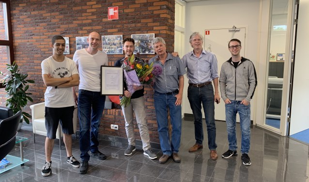ITSD leidt mbo-studenten op. Op de foto tweede van links Daniël Pardoen.
