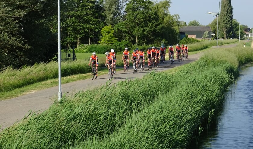Van de Zeeweringstocht zijn twee varianten: een van 70 en een van 110 kilometer.