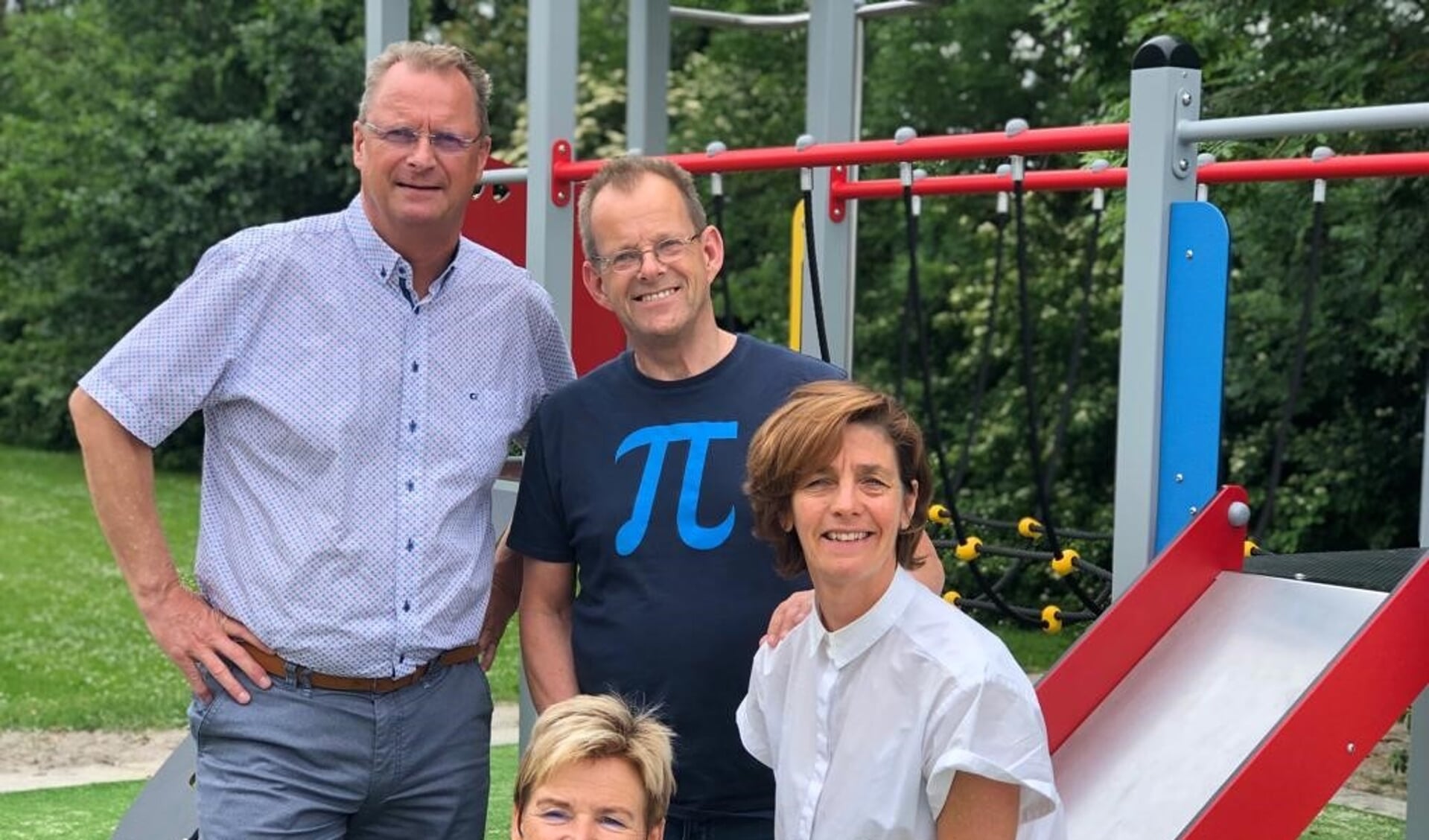 Van links naar rechts Piet Karsten, Anja Buysman, Jan Steltenpool en Angeline van der Zwaan