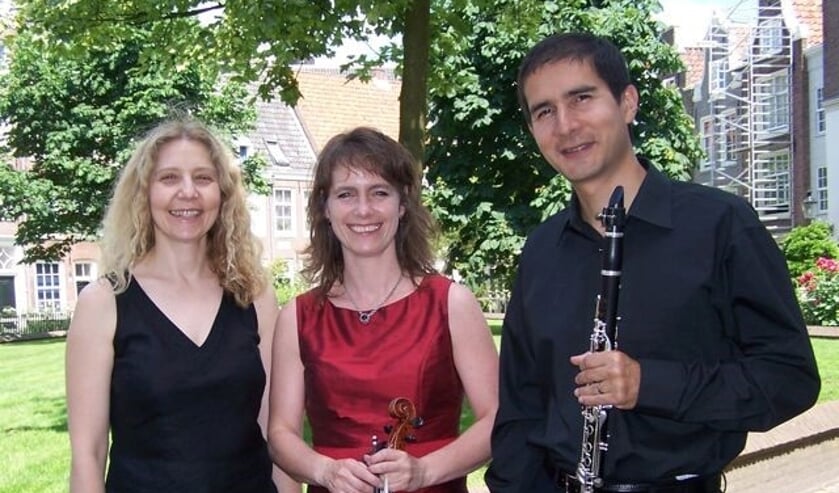 Het Astra Trio.