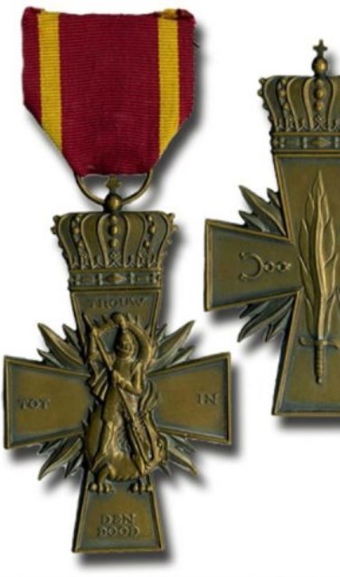 1946: Verzetskruis postuum.