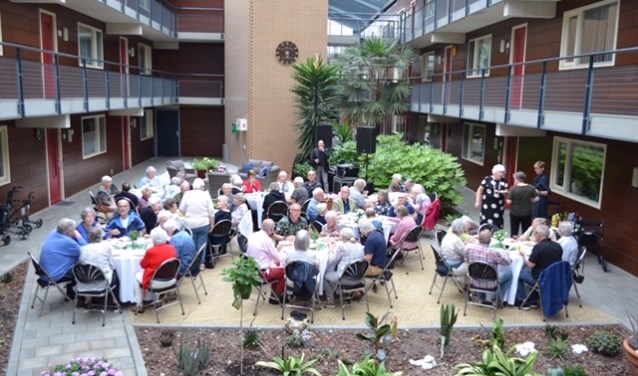 Het was groot feest in De Glazenmaker.