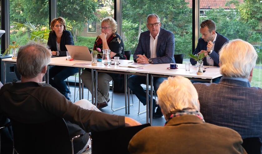 Bart Tishauser vertelde dat het bestuur slechts zijdelings betrokken is bij de markt.