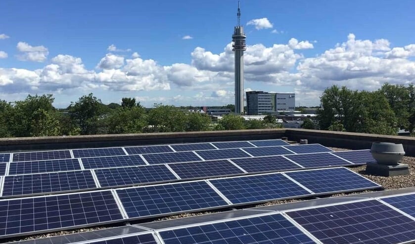 Zonnepanelen nu ook bij bedrijven in de Waarderpolder.