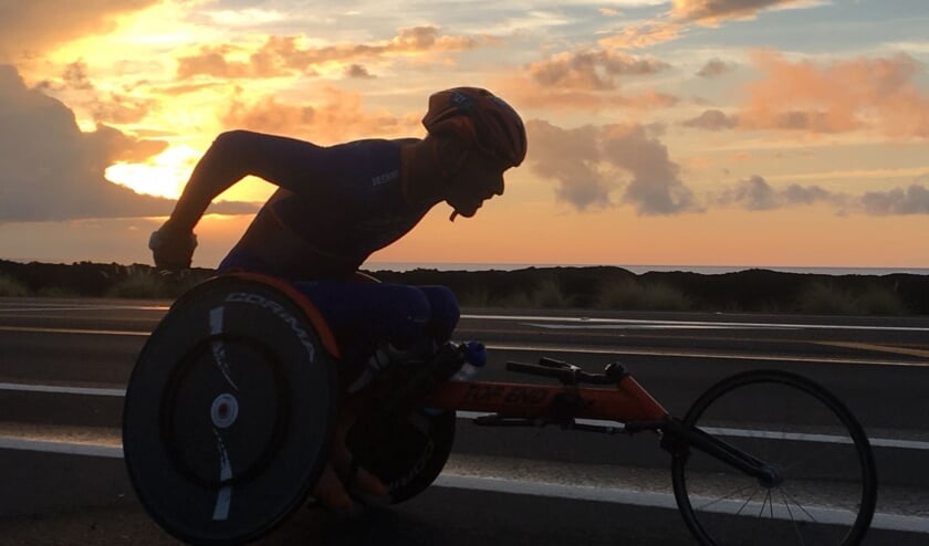 Geert Schipper in training voor de IRONMAN in Hoorn.