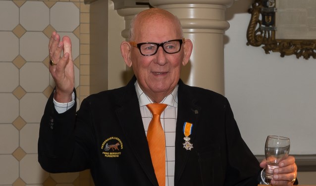 De markante Purmerender net nadat hij vorig jaar Koninklijk werd onderscheiden.