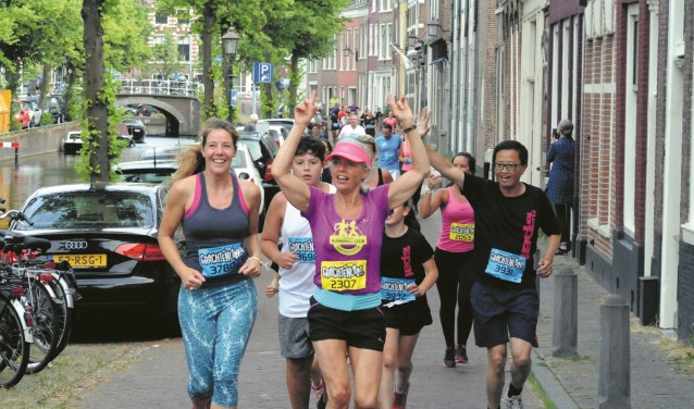 Het jaarlijkse evenement trekt veel deelnemers.