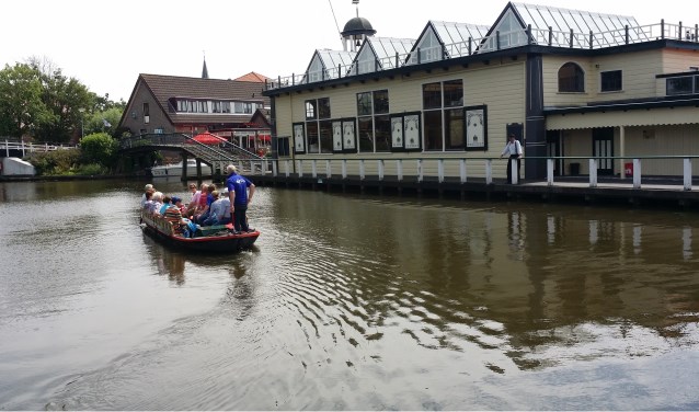 Foto onderschrift: Een gezellige tocht via Rijk der Duizend Eilanden naar wijndomein De Koen
