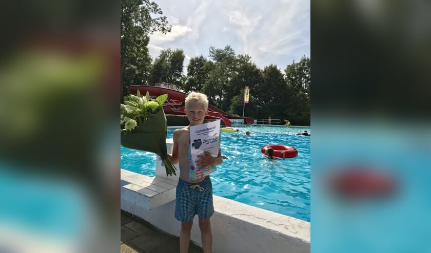 Twan was een beetje beduusd van al die cadeautjes en aandacht.