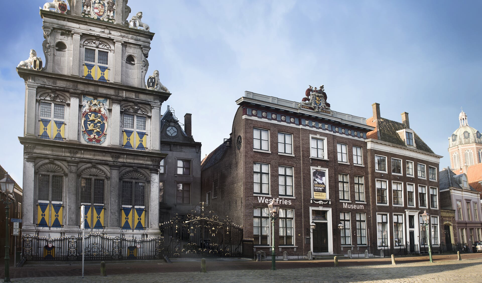 Het Westfries Museum verandert in een grote projectiewand waarop een spectaculaire beeld- en geluidsshow wordt gepresenteerd.