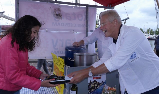Rotary gaat weer mosselen verkopen.