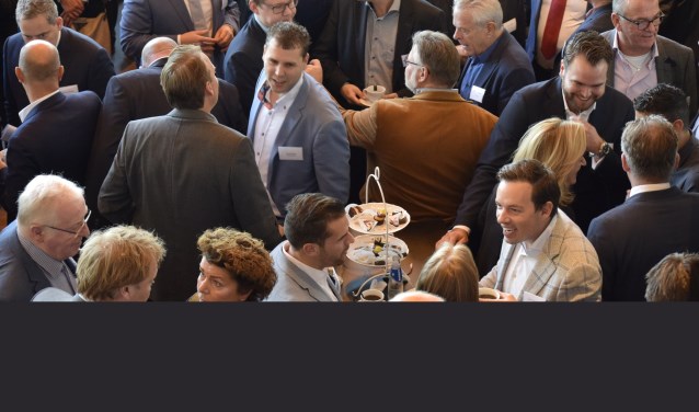 Netwerken tijdens de Zaanse ondernemersdag.