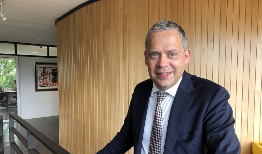 Dennis Straat zoekt de inwoners op