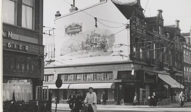Restaurant 't Heerenhek mét muurschildering.