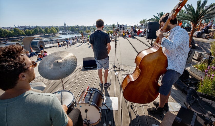 Elke donderdag live muziek tijdens NEMO Zomerdak.