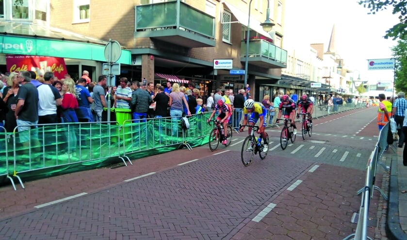 De wielerronde van Heemskerk gaat voor de 59e keer van start.